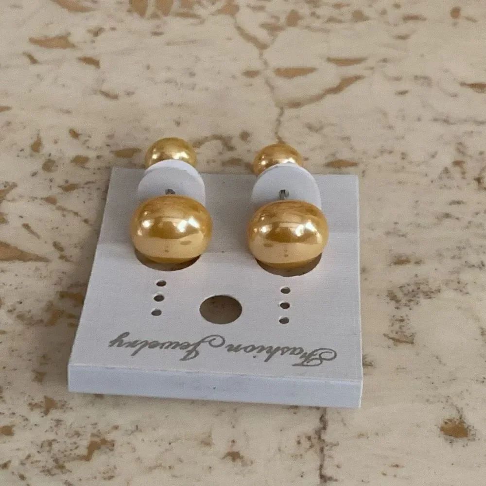 Yellow pearl earrings - Picture 4 of 7